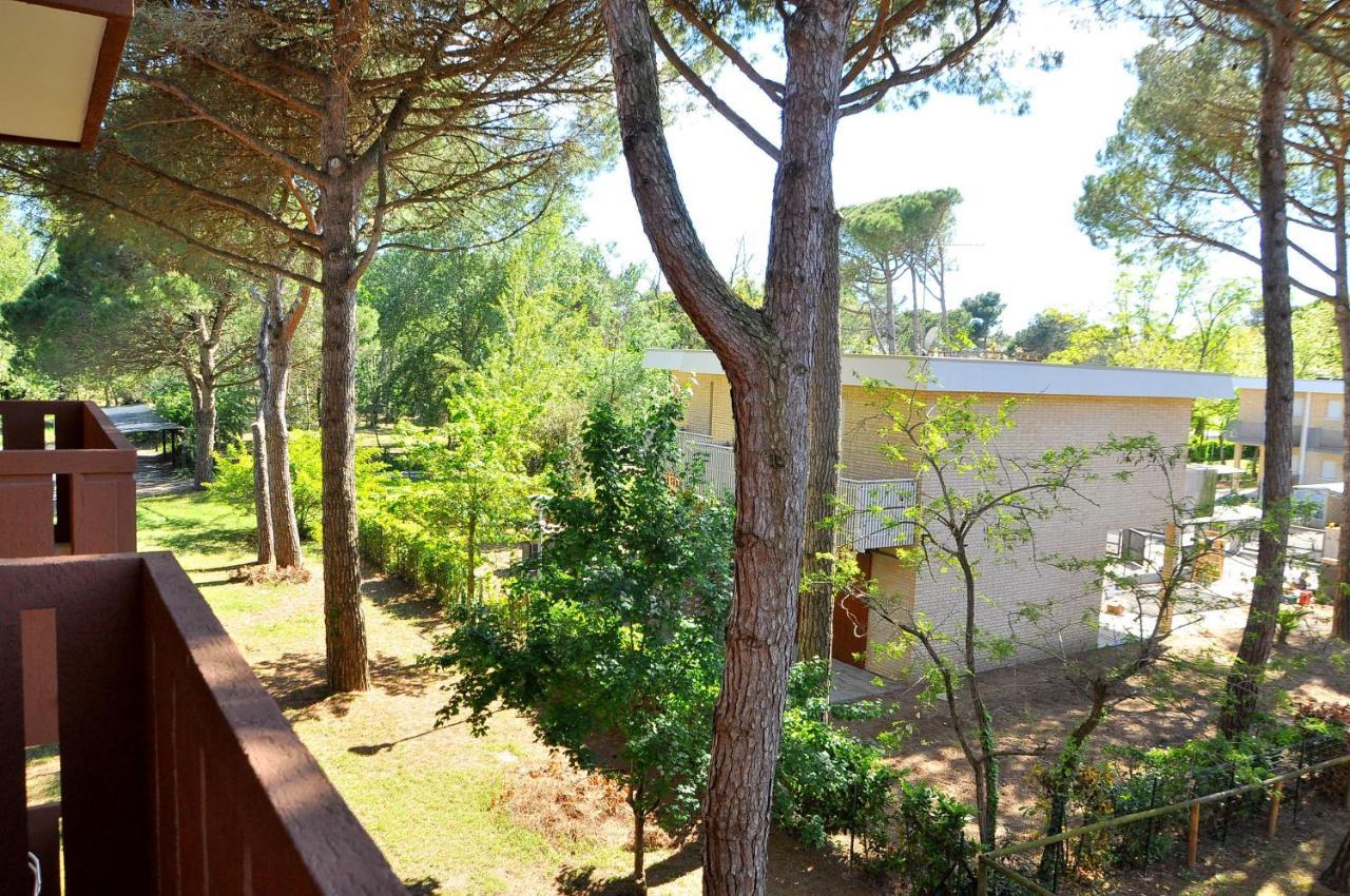 Condominio Corinzia Bibione Exterior foto