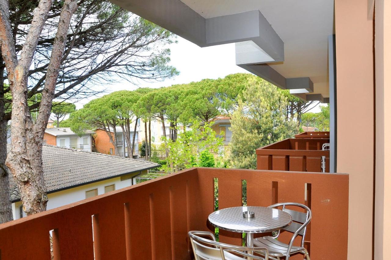 Condominio Corinzia Bibione Exterior foto